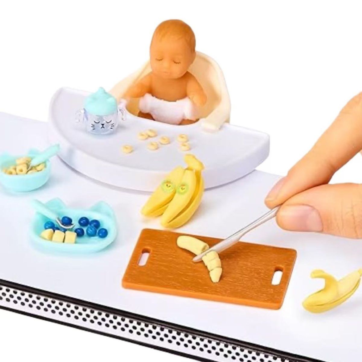 Authentic MGA's Miniverse Make - огляд і ціна Baby Food Order